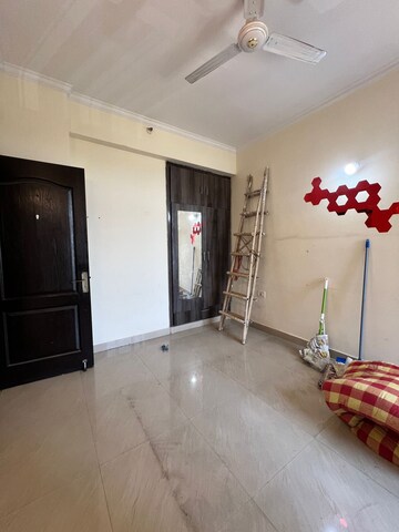 Master Bedroom in 3 BHK Apartment at Amrapali Silicon City, Sector 76 – for Rent