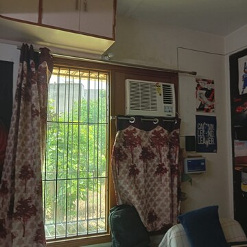 Bedroom in 3 BHK Builder Floor at Green Fields Colony – for Sale
