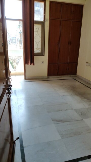 Master Bedroom in 4 BHK Apartment at Sector 9, Dwarka – for Rent
