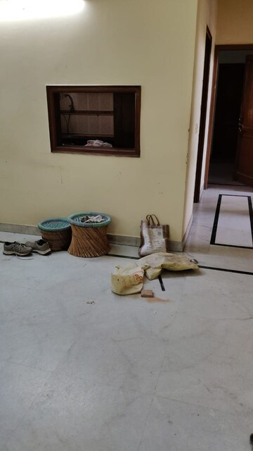 Master Bedroom in 4 BHK Apartment at Sector 9, Dwarka – for Rent