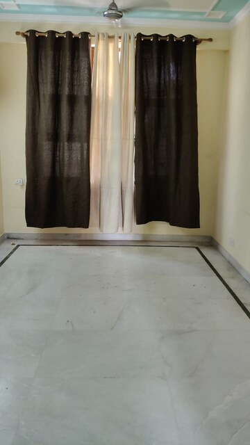 Master Bedroom in 4 BHK Apartment at Sector 9, Dwarka – for Rent