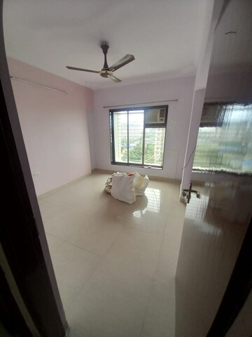 Room in 1 BHK Apartment at Bhoj Bhavan, Chembur – for Rent