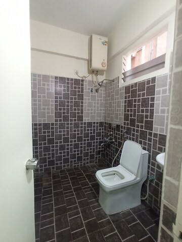 Building Lobby in 1 RK Apartment at Ten Madhapur, Madhapur – for Rent