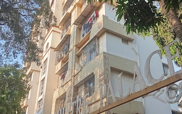 2 BHK Apartment For Rent in Mhatre Tower, Ic Colony