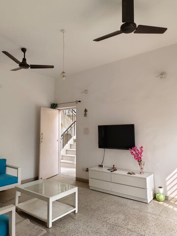 Floor Plan in 3 BHK Builder Floor at Sukhdev Vihar – for Rent