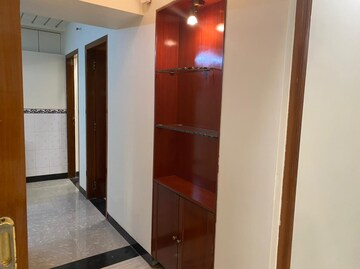  2 BHK Apartment at Andheri West – for Rent