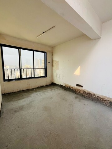 Room in 3.5 BHK Apartment at Atul Blue Mountains , Malad East – for Sale