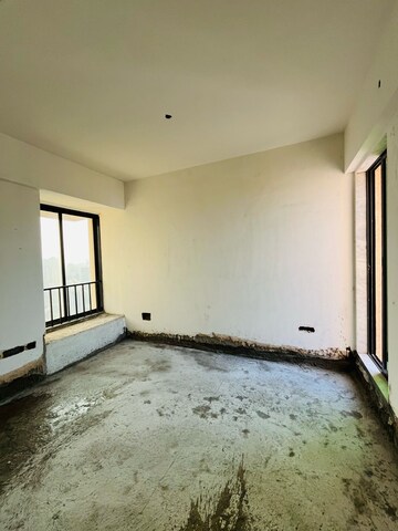 Room in 3.5 BHK Apartment at Atul Blue Mountains , Malad East – for Sale