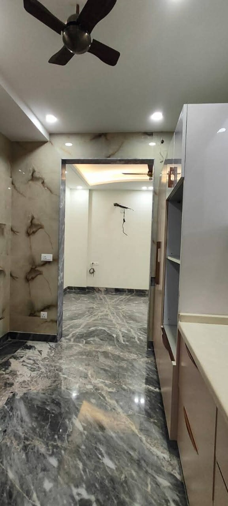 Master Bedroom, mukherjee nagar 3 Bedroom 1440 Sq.Ft. Builder Floor In Mukherjee Nagar Delhi 8452686