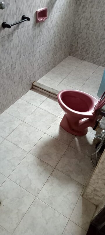Bathroom in 2.5 BHK Apartment at Andheri West – for Rent