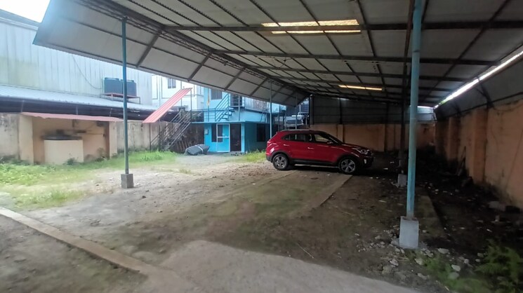 Gym, maradu Commercial Warehouse 4500 Sq.Ft. In Maradu Kochi 8452729