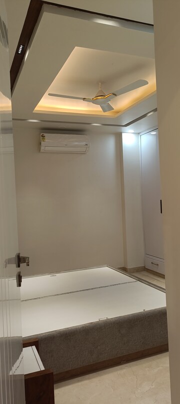 Bedroom in 3 BHK Builder Floor at Ashoka Niketan – for Rent