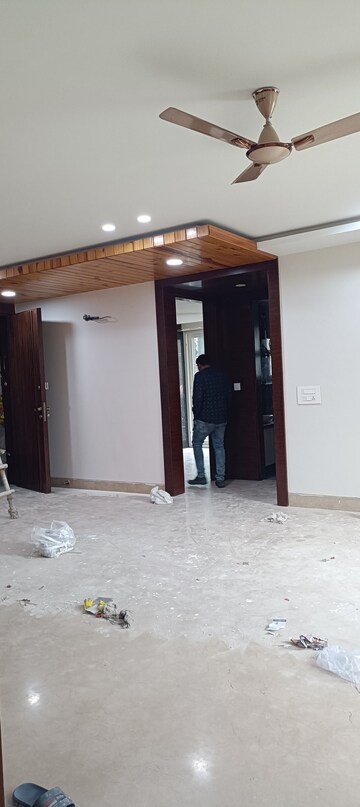 Master Bedroom in 3 BHK Builder Floor at Ashoka Niketan – for Rent