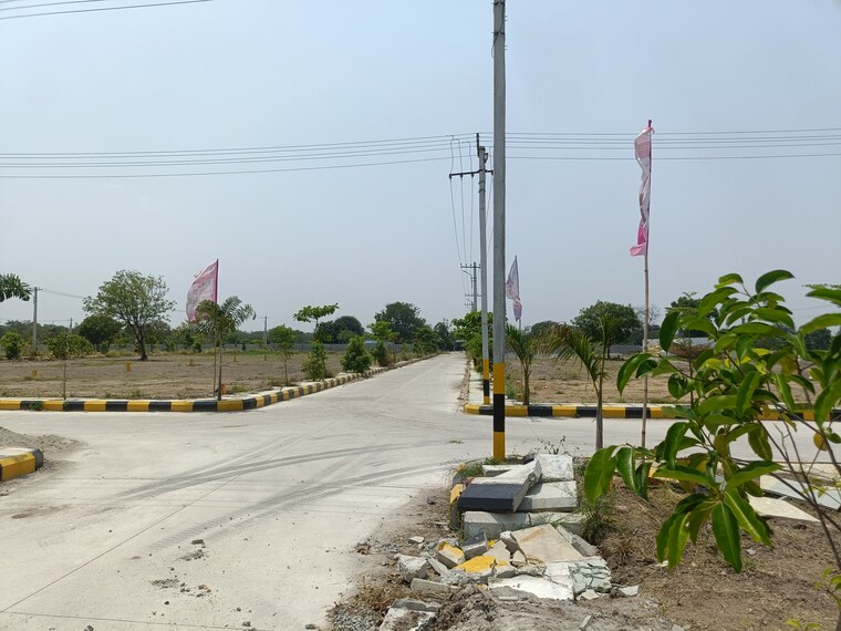 Garden, medchal  165 Sq.Yd. Plot In Medchal Hyderabad 8452765