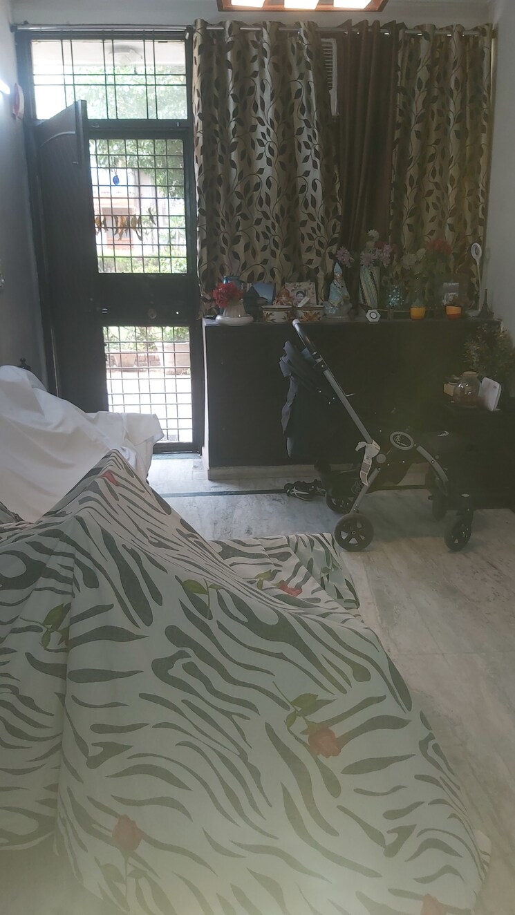 Living Room, mayur vihar phase 1 extension 2.5 Bedroom 1050 Sq.Ft. Apartment In Mayur Vihar Phase 1 Extension Delhi 8452789