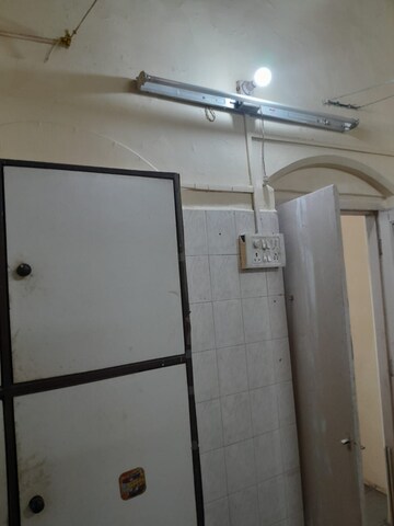 Furnished Amenities in 1 RK Apartment at Borivali East – for Rent