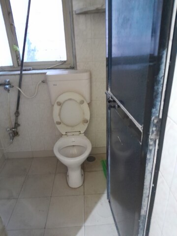 Bathroom in 1 RK Apartment at Borivali East – for Rent