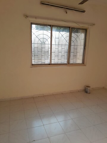 Master Bedroom in 1 BHK Apartment at Borivali East – for Rent
