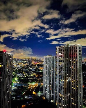 Living Room in 4 BHK Apartment at Bengal Urbana Apartments, Em Bypass – for Sale