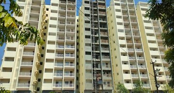 Living Room in 3 BHK Apartment at Lakshmi Cadillac, Kondapur – for Rent