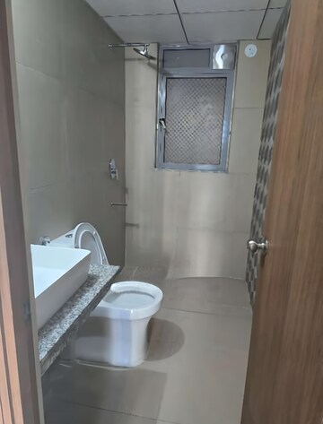 Bathroom in 2 BHK Apartment at Kalpataru Immensa, Kolshet Road – for Rent