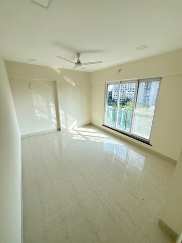 Master Bedroom in 4 BHK Apartment at DLH Legacy, Juhu – for Rent