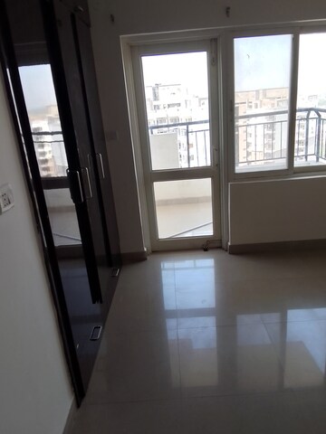 Furnished Amenities in 3 BHK Apartment at Ramprastha Awho, Sector 95 – for Rent