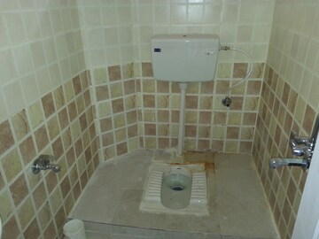 Bathroom in 1 BHK Independent House at Rt Nagar – for Rent