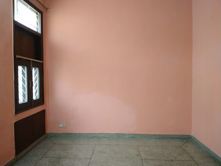 Master Bedroom, rwa-jasola-sector-7 3 Bedroom 1200 Sq.Ft. Apartment In Jasola Delhi 8452970