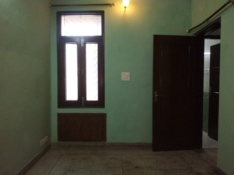Master Bedroom, rwa-jasola-sector-7 3 Bedroom 1200 Sq.Ft. Apartment In Jasola Delhi 8452970