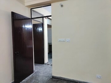Master Bedroom in 1 BHK Apartment at Molarband – for Rent
