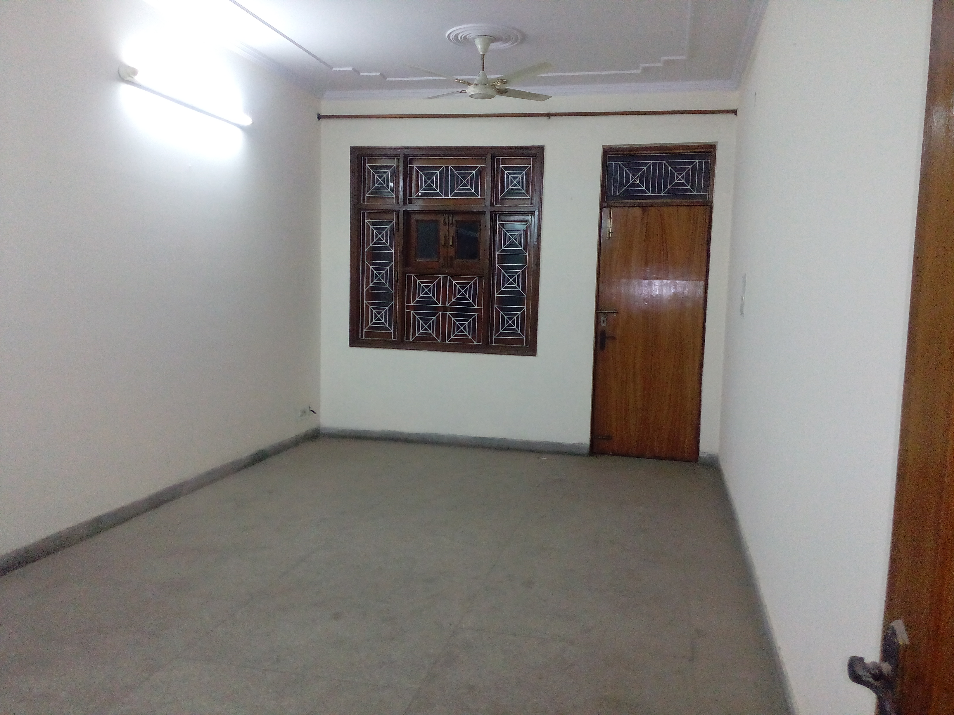 3 BHK Apartment For Sale in RWA Jasola Sector 7