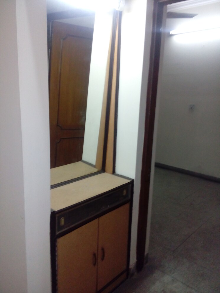 undefined, rwa-jasola-sector-7 3 Bedroom 1200 Sq.Ft. Apartment In Jasola Delhi 8452978