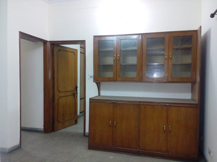 Master Bedroom, rwa-jasola-sector-7 3 Bedroom 1200 Sq.Ft. Apartment In Jasola Delhi 8452978