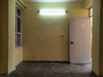 Master Bedroom in 1 BHK Apartment at Molarband – for Rent