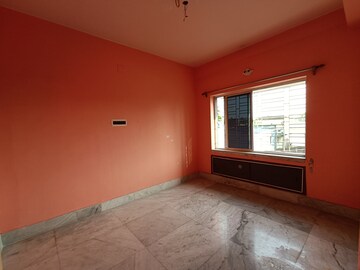 Room in 3 BHK Apartment at Thakurpukur – for Sale