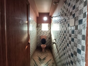 Bathroom in 3 BHK Apartment at Thakurpukur – for Sale