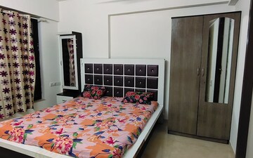 2 BHK Apartment For Rent in Group Seven Rushi Heights, Goregaon East