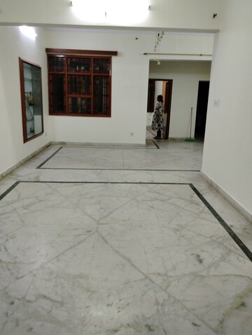 Master Bedroom in 3 BHK Independent House at Vikas Nagar – for Rent