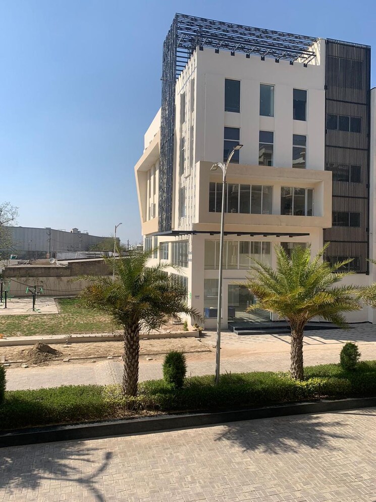 Living Room, ghb-splande 3 Bedroom 1825 Sq.Ft. Apartment In Patiala Road Zirakpur 8453122