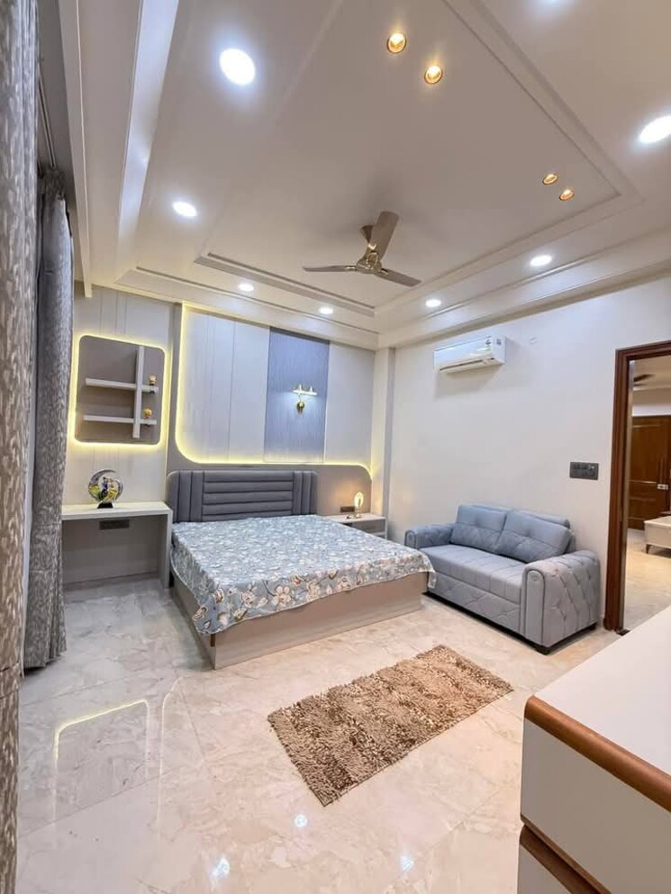 Master Bedroom, ajmer road 5 Bedroom 209 Sq.Yd. Independent House In Ajmer Road Jaipur 8453143