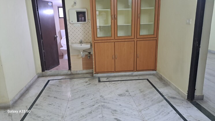 Bathroom, brigade-no-7 4 Bedroom 3510 Sq.Ft. Apartment In Banjara Hills Hyderabad 8453151