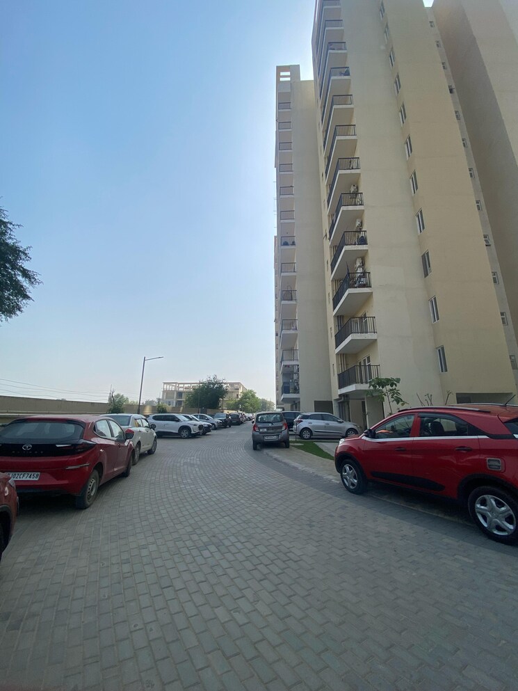 Exterior View, gls-arawali-homes 3 Bedroom 900 Sq.Ft. Apartment In Sohna Sector 4 Gurgaon 8453186