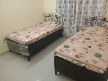 Room in  Pg at Hiranandani Estate – for Rent