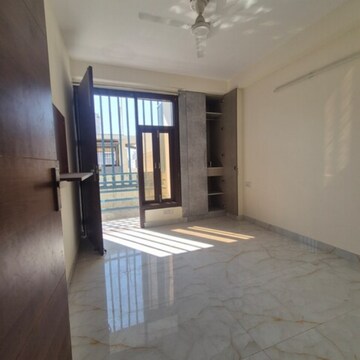 1 BHK Builder Floor For Rent in Khirki Extension