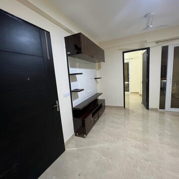 2.5 BHK Apartment For Rent in Smart World Gems, Sector 89