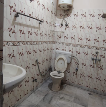 Bathroom in 2 BHK Builder Floor at Malviya Nagar – for Rent