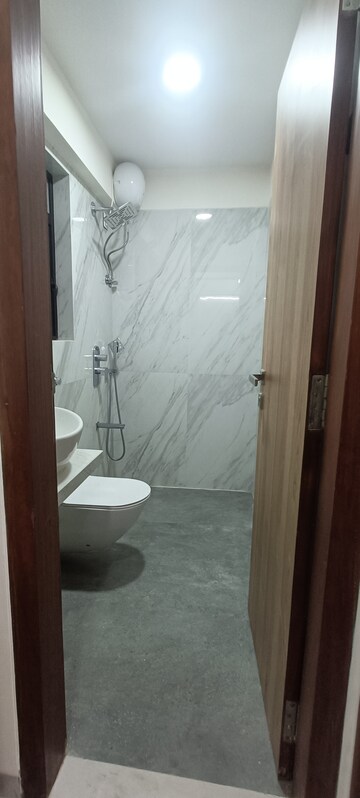 Bathroom in 2 BHK Apartment at Diamond Park, Santacruz East – for Rent