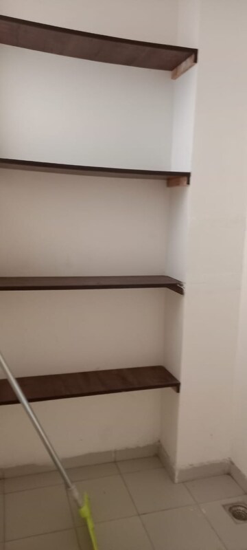 Floor Plan in 4 BHK Apartment at Emaar MGF Emerald Hills, Sector 65 – for Rent