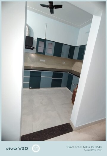 Kitchen in 2 BHK Independent House at Gomti Nagar – for Rent